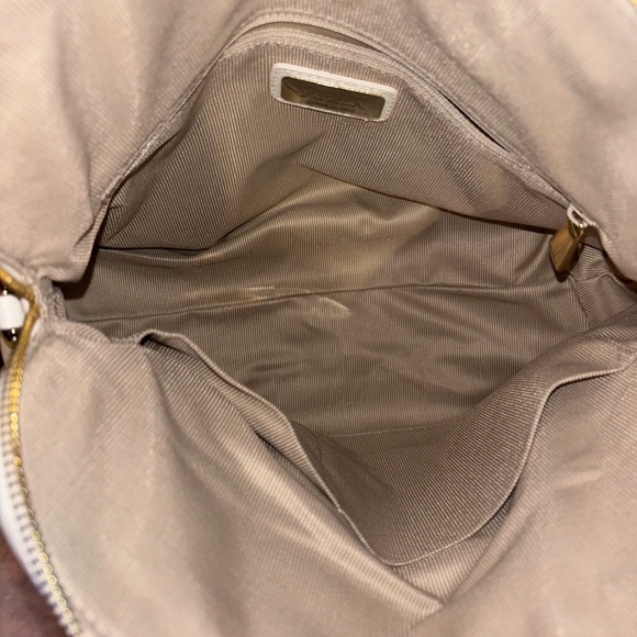 Furla Like New White Handbag - Picture 11 of 12